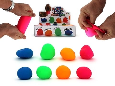 Moldable_clay_sqiushy_stretchy_balls